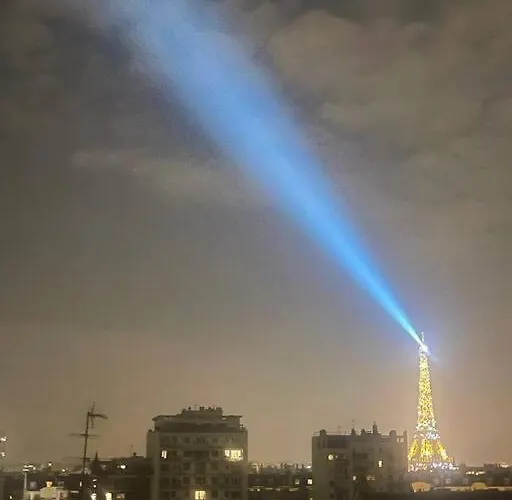 Superbe Studio Vue Tour Eiffel 15 דירה *